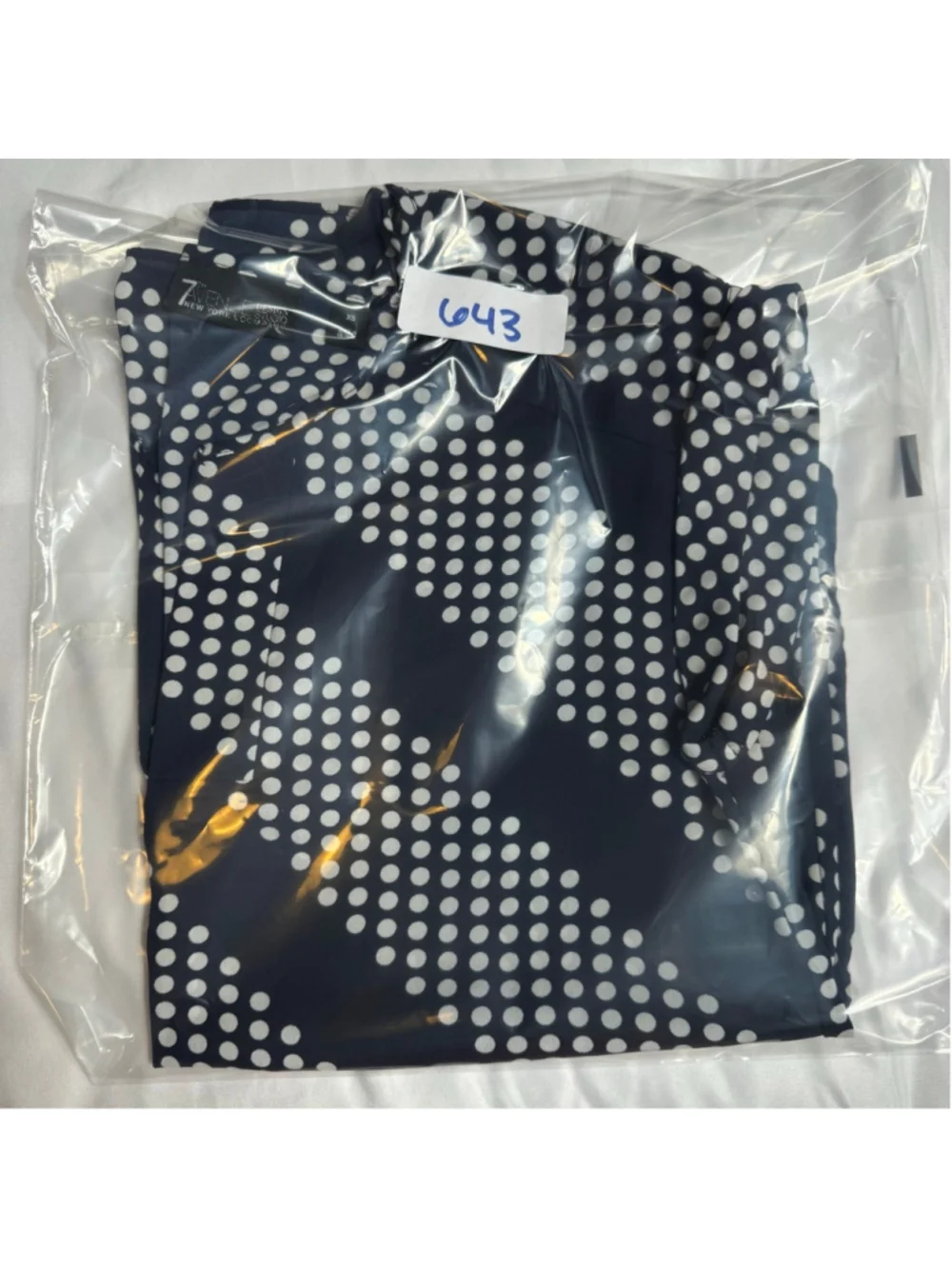 Women's 7th Avenue Design Studio Navy & White Polka Dot Blouse XS